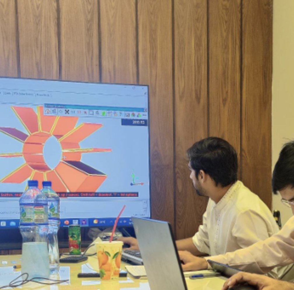 AsRa Tech engineers running a CFD simulation training session